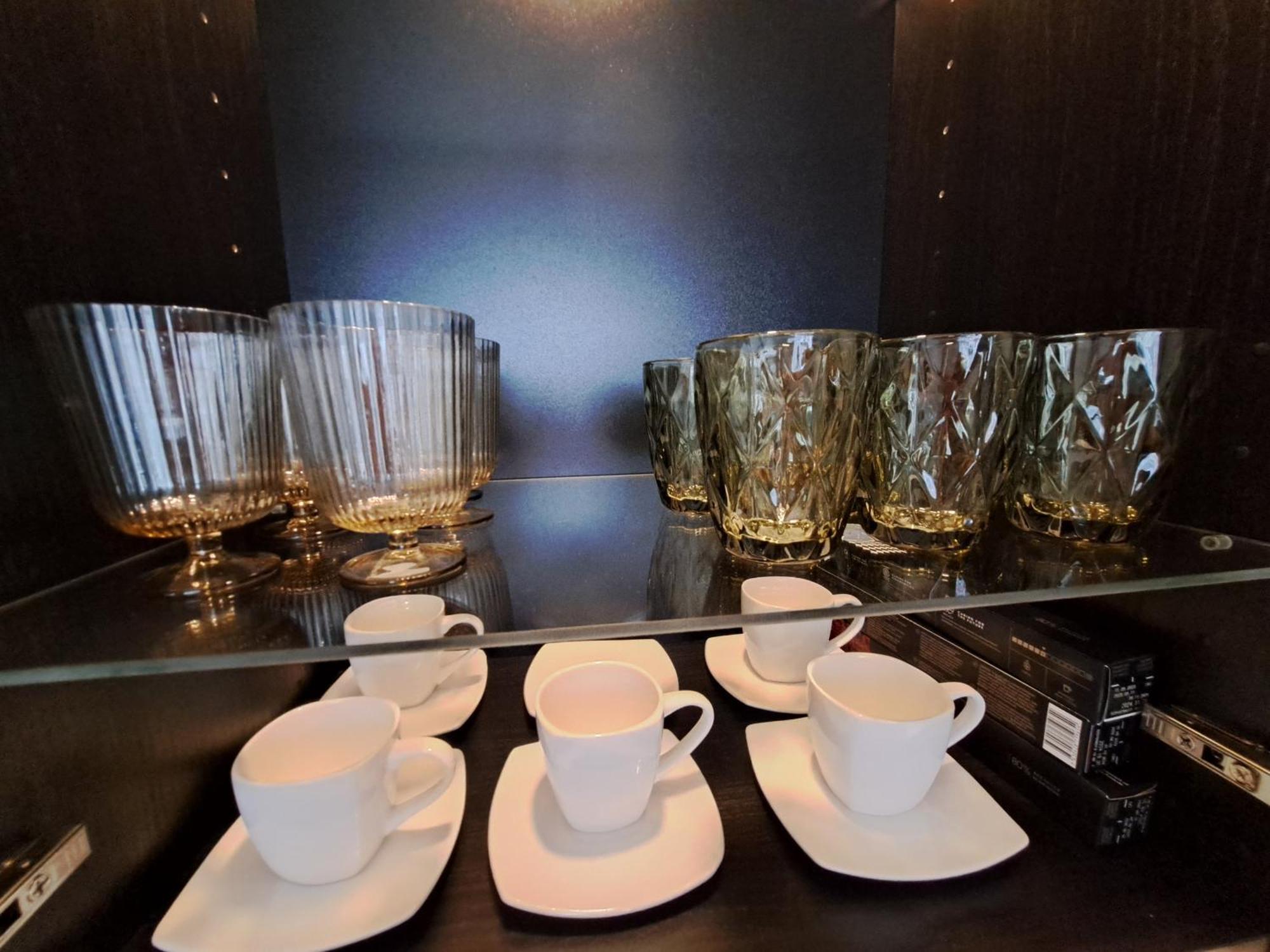 Golden Palms Apartment In The City Centre Riga Esterno foto