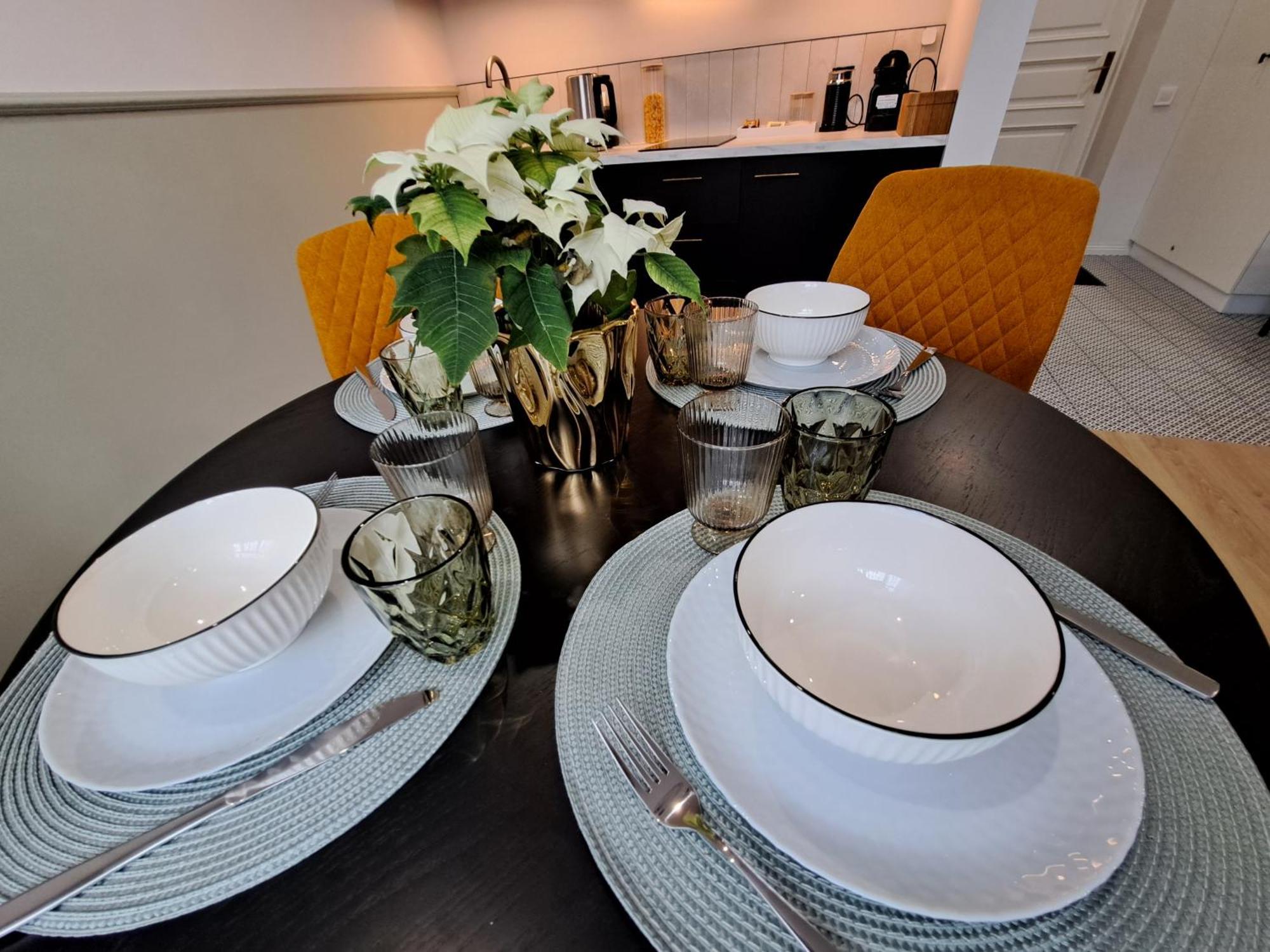 Golden Palms Apartment In The City Centre Riga Esterno foto